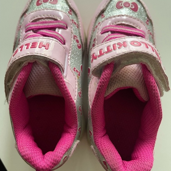 Sanrio Hello Kitty Toddlers Lighted Glitter Pink SilverSneakers Shoes Size 6 - Picture 4 of 5